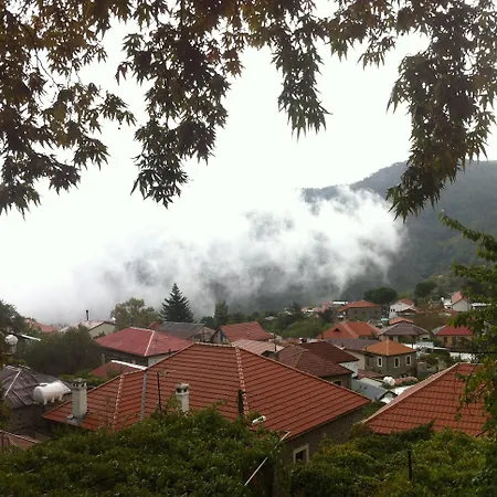 Hotel Mountain Rose Garden