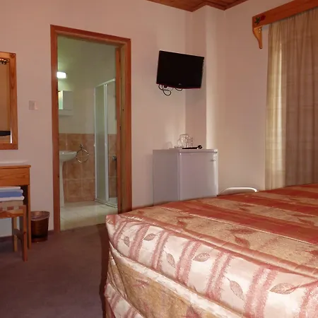 Mountain Rose Garden Hotel