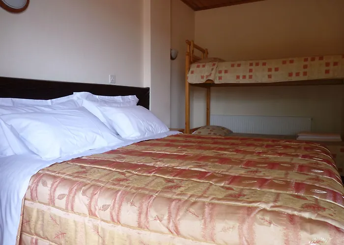 Mountain Rose Garden Hotel Pedhoulas